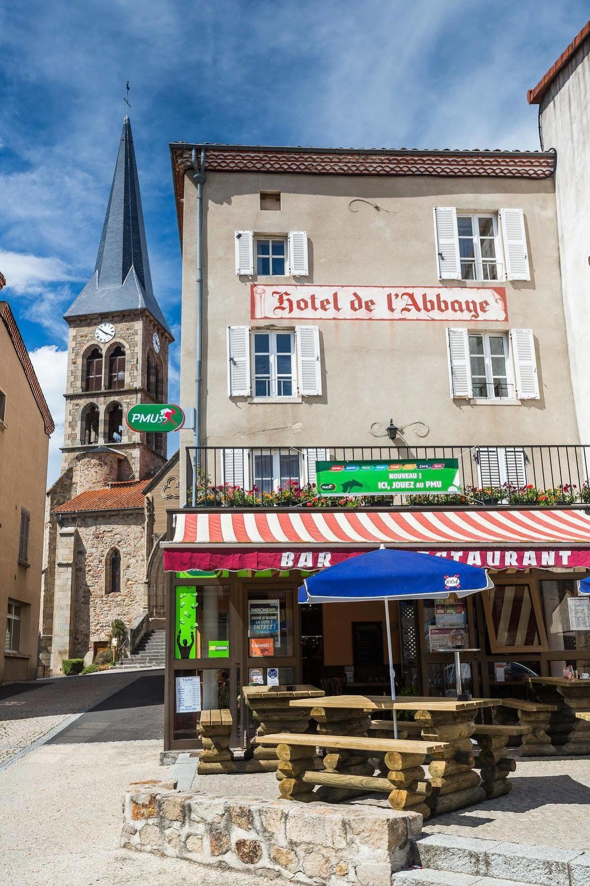 Hotel De L'Abbaye Sauxillanges Bagian luar foto
